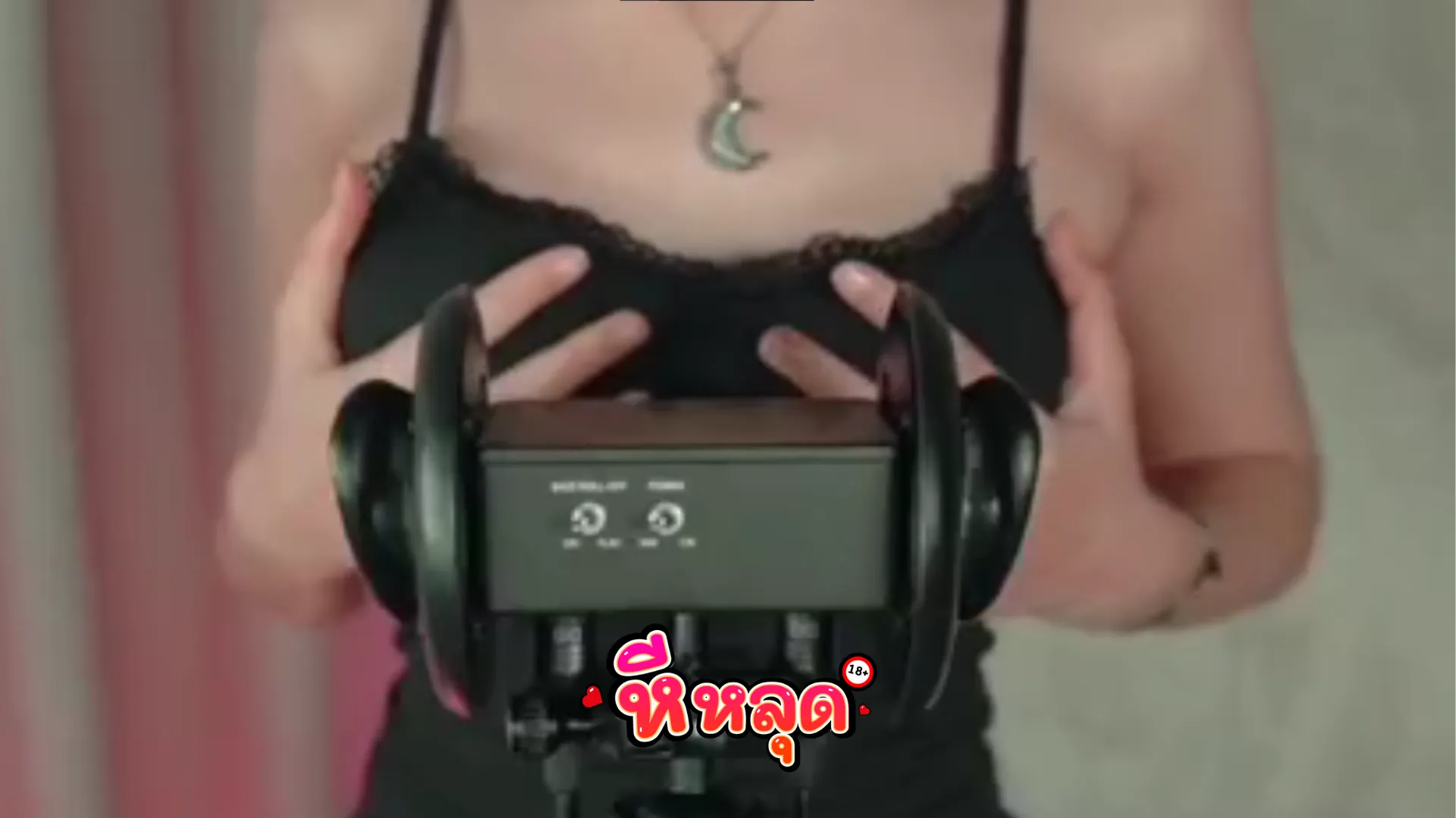 คลิปหลุดทางบ้าน Deerlong กวาง ผู้บุกเบิก OnlyFans เล่นเครื่องสั่นนม